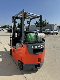 Toyota Forklift 