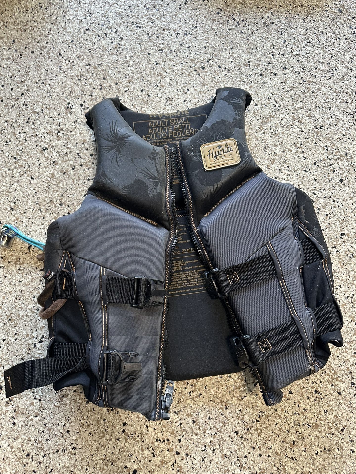 Hyper light lifevest