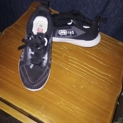  $12  For Both  Pair Sz , 71/2  Reebok Gray & Pink And Red  Brand  Black & Whhite