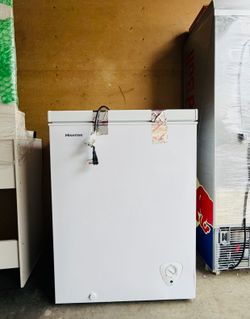 Hisense 5 cu ft  Garage Ready Chest Freezer $150 OBO