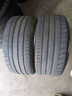 235/35ZR19 MICHELIN PILOT SPORT PS2 PAIR OF TIRES