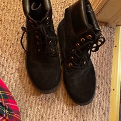 *Imitation* Timberlands All Black