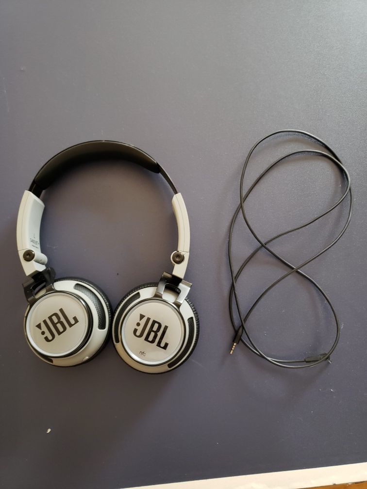 Bluetooth JBL headphones