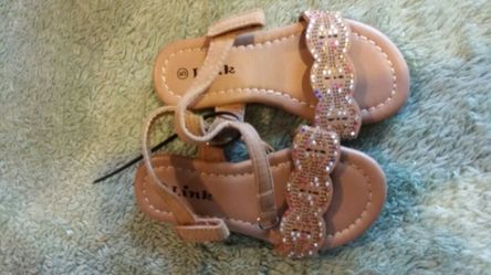 NEW SIZE 5 TODDLERS SANDALS