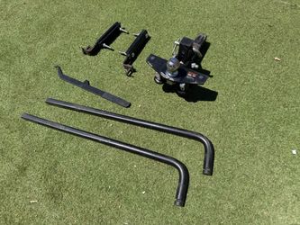 Curt TruTrack 2P Round Bar Weight Distribution Hitch, 10k