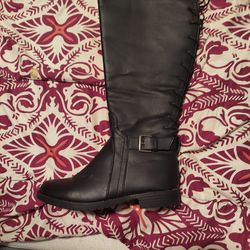 Belladia boots size9