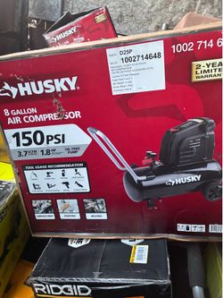 Husky8 gallon air compressor