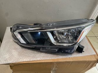 2020-2025 Nissan versa sedan left headlight
