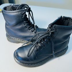 Kids Dr. Martens  Size 12 