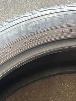 Michelin 245 35 19