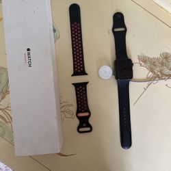 Apple Watch Generation 3, 44mm