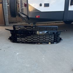 2022-2024 Chevy Suburban Black Grille