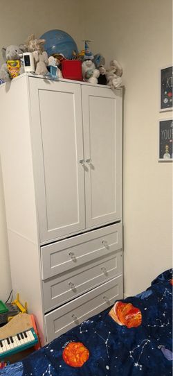 Closet wardrobe for sale