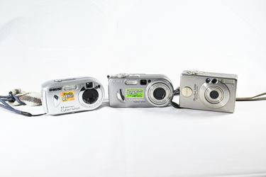 Sony compact camera cybershot and canon powershot