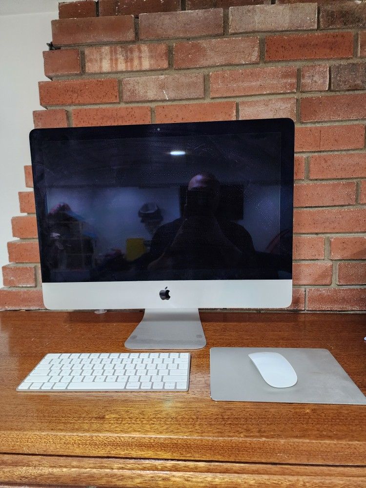 I MAC DESKTOP COMPUTER