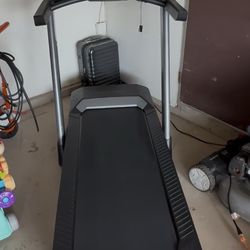 Treadmill Pro-form