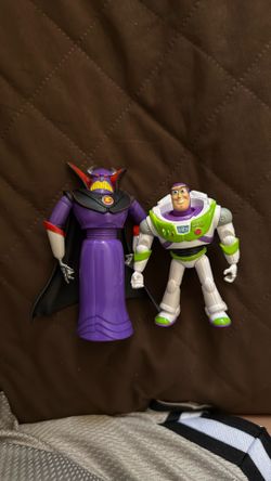 Toy Story Buzz Lightyear and Emperor Zurg Figures