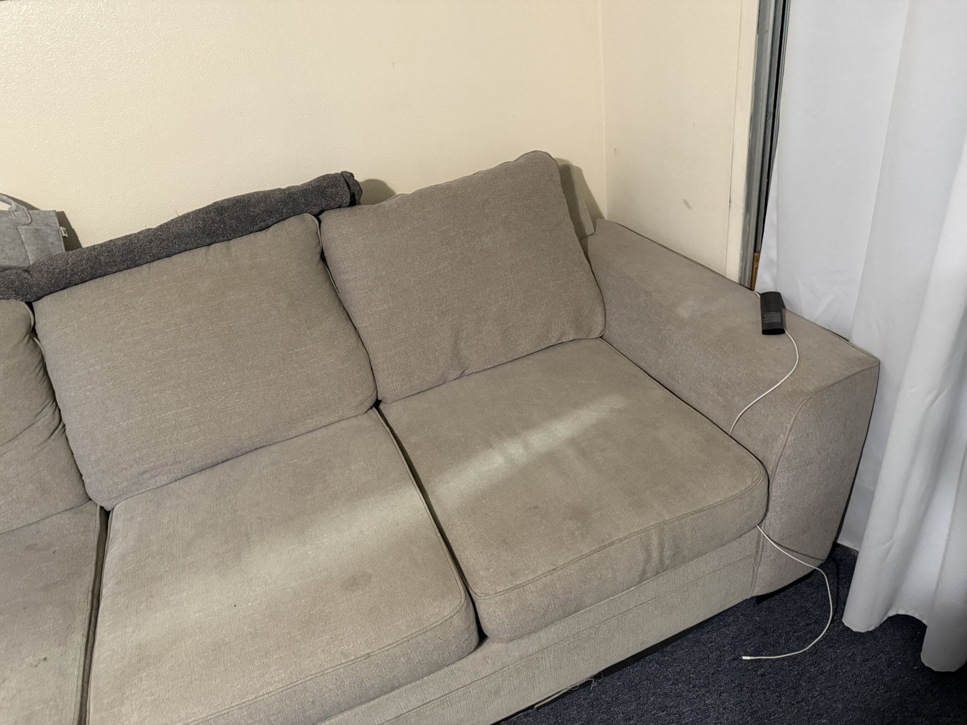 Free Couch 