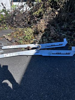 Brand new Grainger ladder jacks
