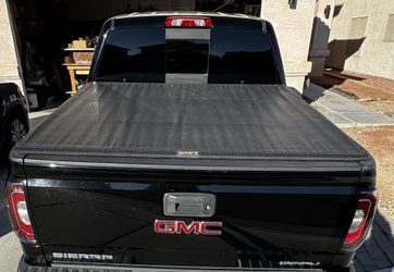 TruXport Soft Roll Up Bed Cover