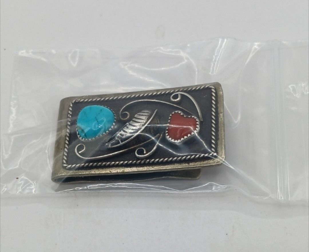 Turquoise and Coral stones Silver Money Clip, coral stone has a deep scratch 