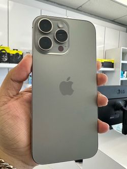 iPhone 16 pro max unlocked 256gb