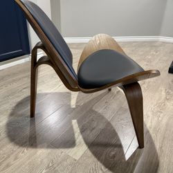 Mid Century Modern Shell Chair Walnut & Black Vegan Leather