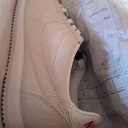 Men's Nike Classic Cortez X Stranger Things Upside Down QS