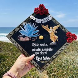 Cap Toppers 