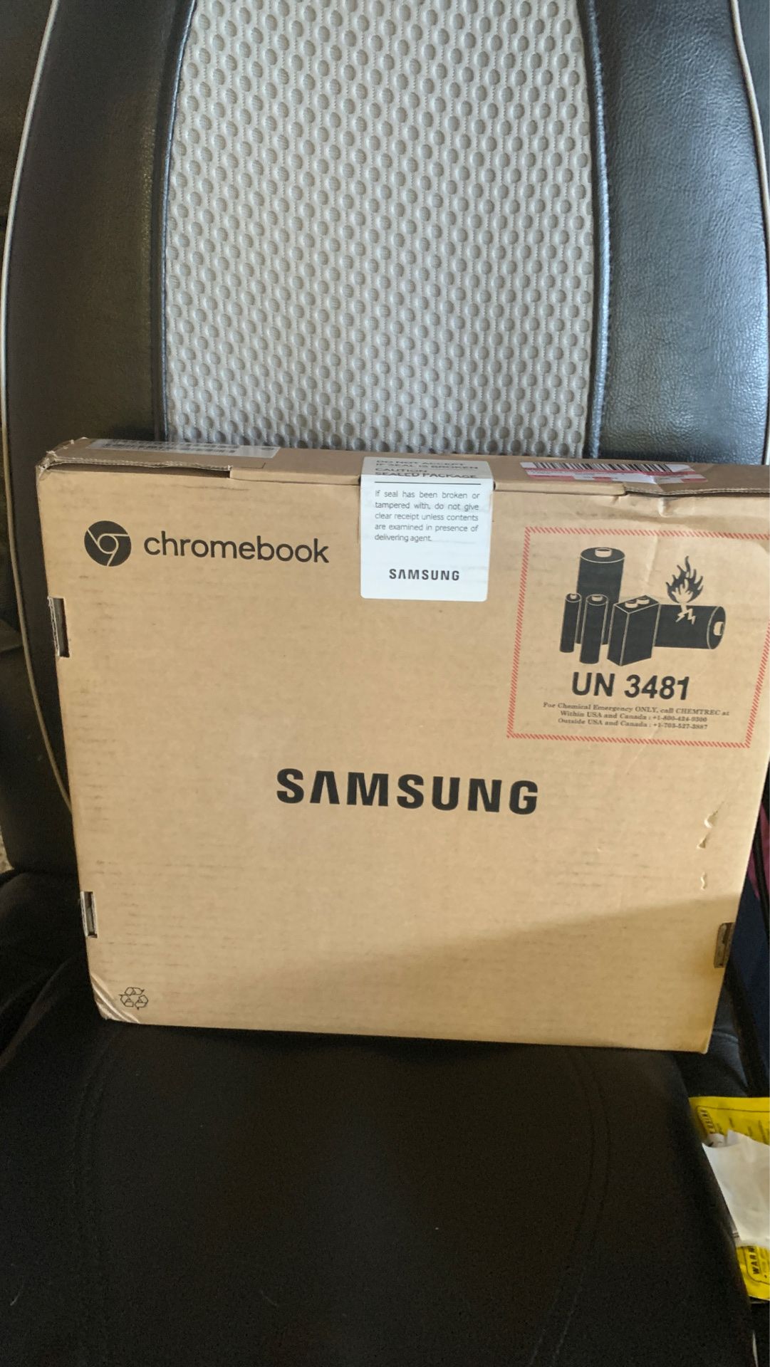 SAMSUNG 11.6” chromebook 3