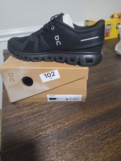 On Cloud Size 8 Men