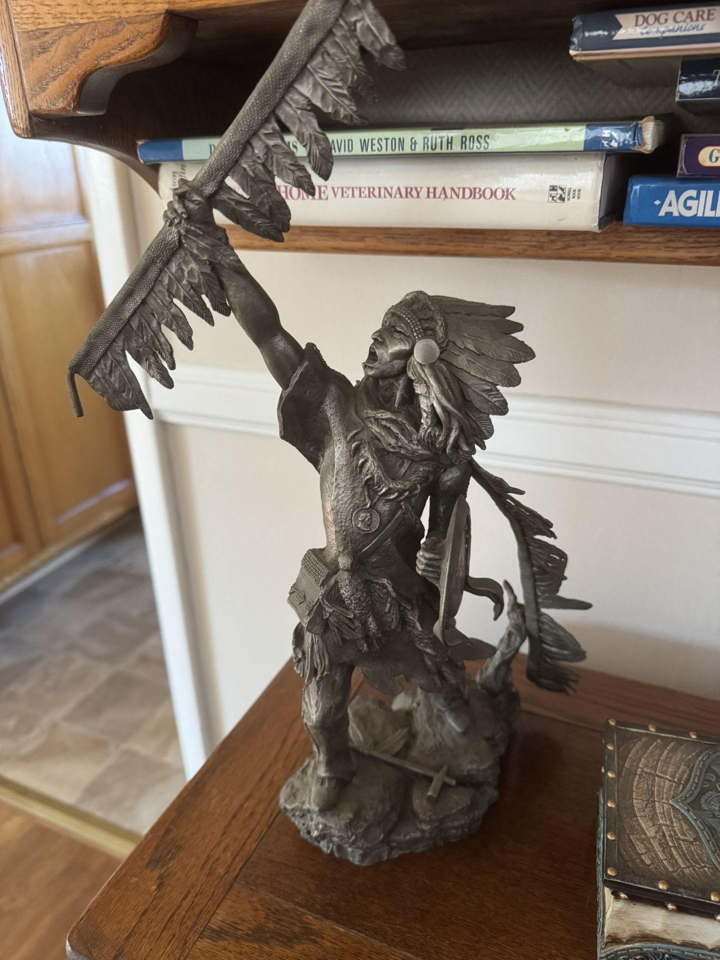 Statue, Indian Blackfoot