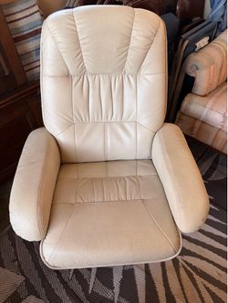 Chair with Ottoman
