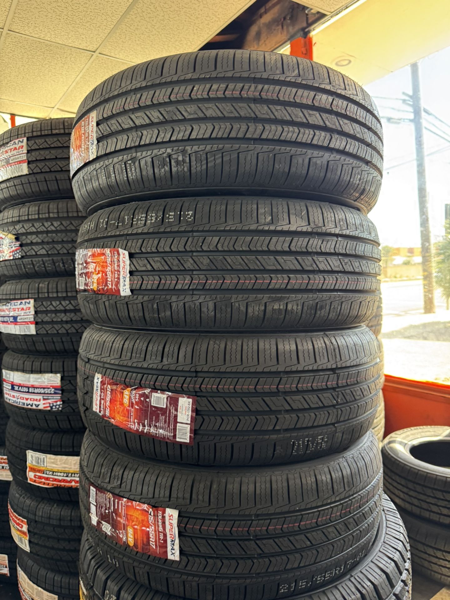 💯📲215/55/17 Vendo Set De Llantas Nuevas Supermax All-season