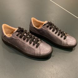 UGG Milo Glitter Gunmetal Lace Up Sneakers Shoes. Size: Women’s 8.