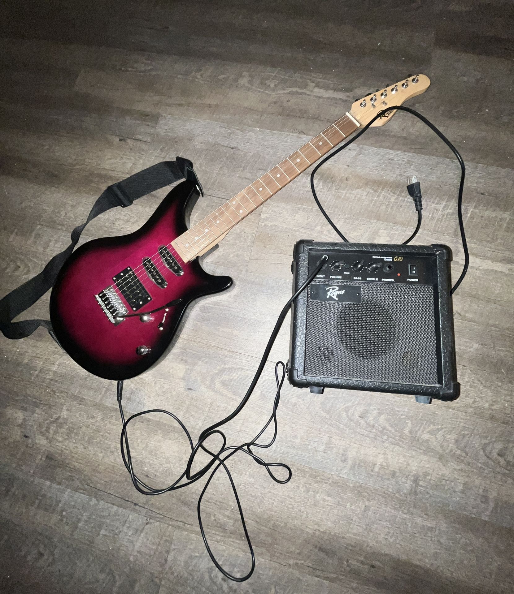 Rogue Electric Guitar