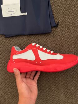 mat red pradas