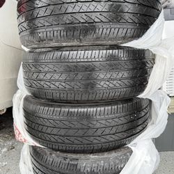 Tire  Bridgestone 235/55/r19