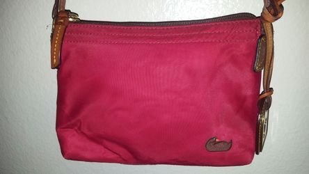 Dooney and burkey croosbody bag