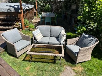 Outdoor loveseat and chairs