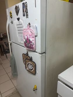 Refrigerator ice cold