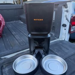 Automatic Cat / Dog Feeder for 2 Pets - 8L/34 Cups Large Capacity Auto Cat Food Dispenser with LCD Screen, 2 Food Trays, Timed Feeder, Up to 50 Portio