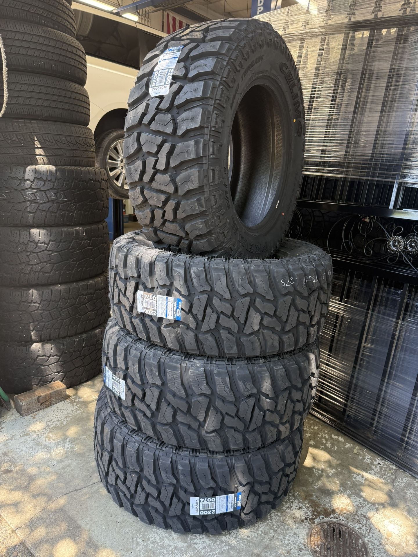 4 new tires 37/13.50/20 Celimo mud terrain 10ply