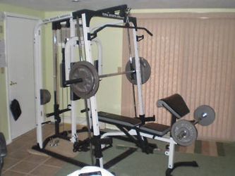 TSA Smith Machine Squat Rack Cage for Sale in Fontana CA OfferUp
