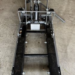 PITTSBURGH 1500 lb. Steel ATV/Motorcycle Lift