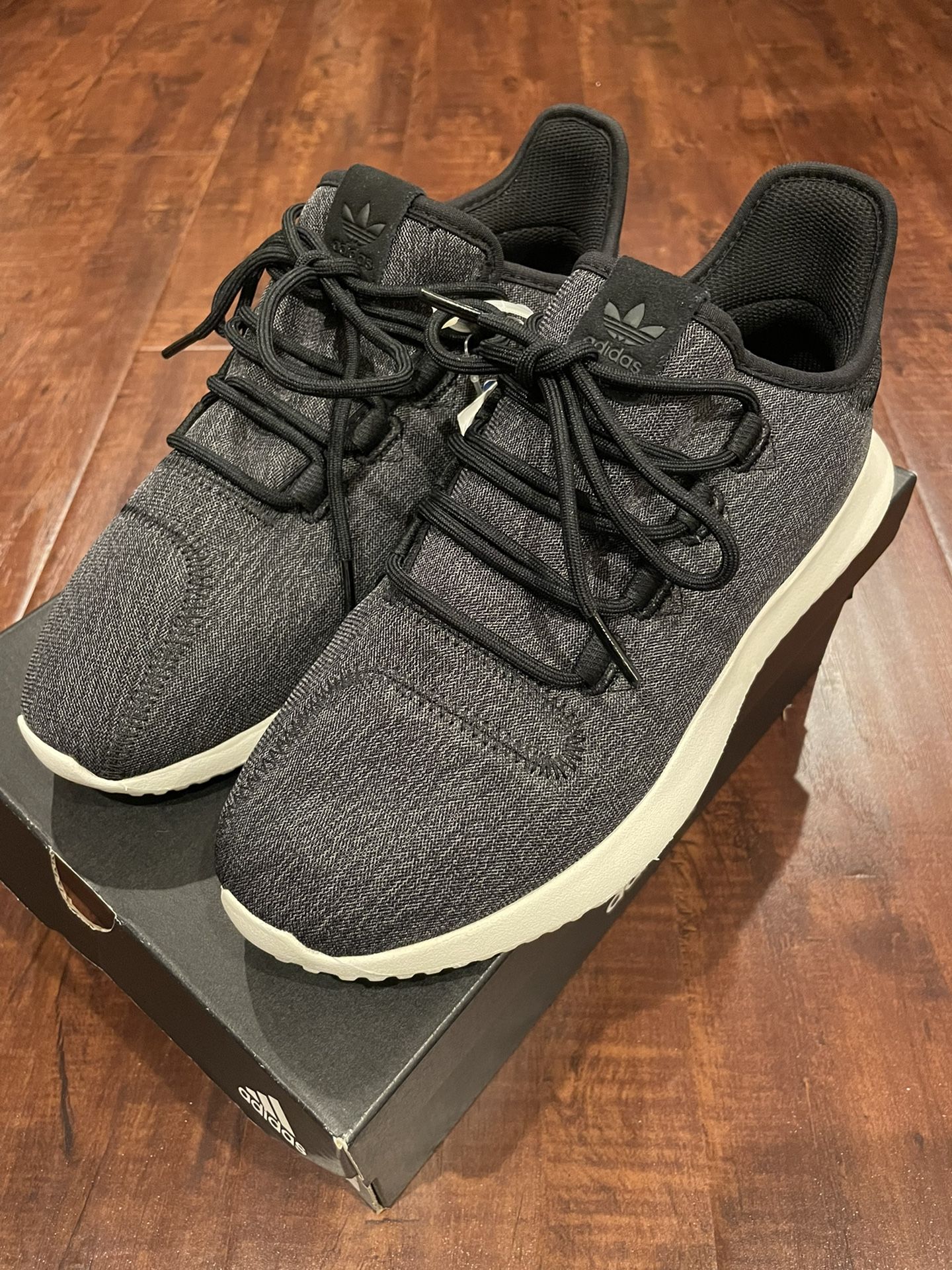 New Women Adidas Tubular Shadow Shoes Size