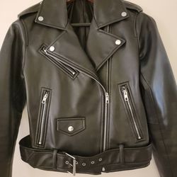 Womens Faux Leather Moto Jacket - Black, Zipped Pockets, Medium, RN 77302 |  Zara for Sale in Glendale, CA - OfferUp