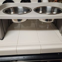 Top Paw Dog Dish Adjustable Feeding Stand With bowls