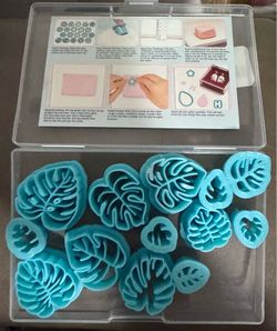 Monstera leaves clay cutters