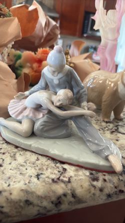 Ballet Dancers , figurine